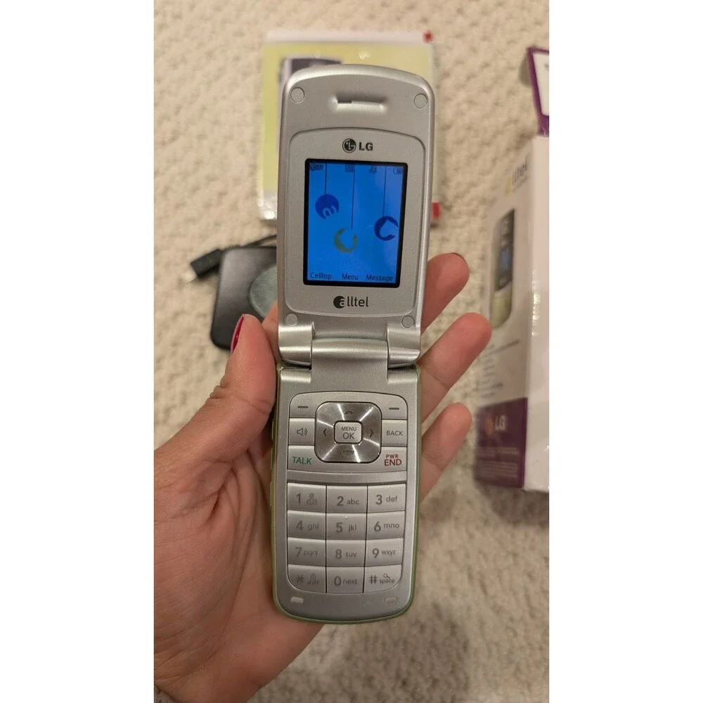 New in Box LG AX300 Green Very Rare - For Collectors  - Cell Phone